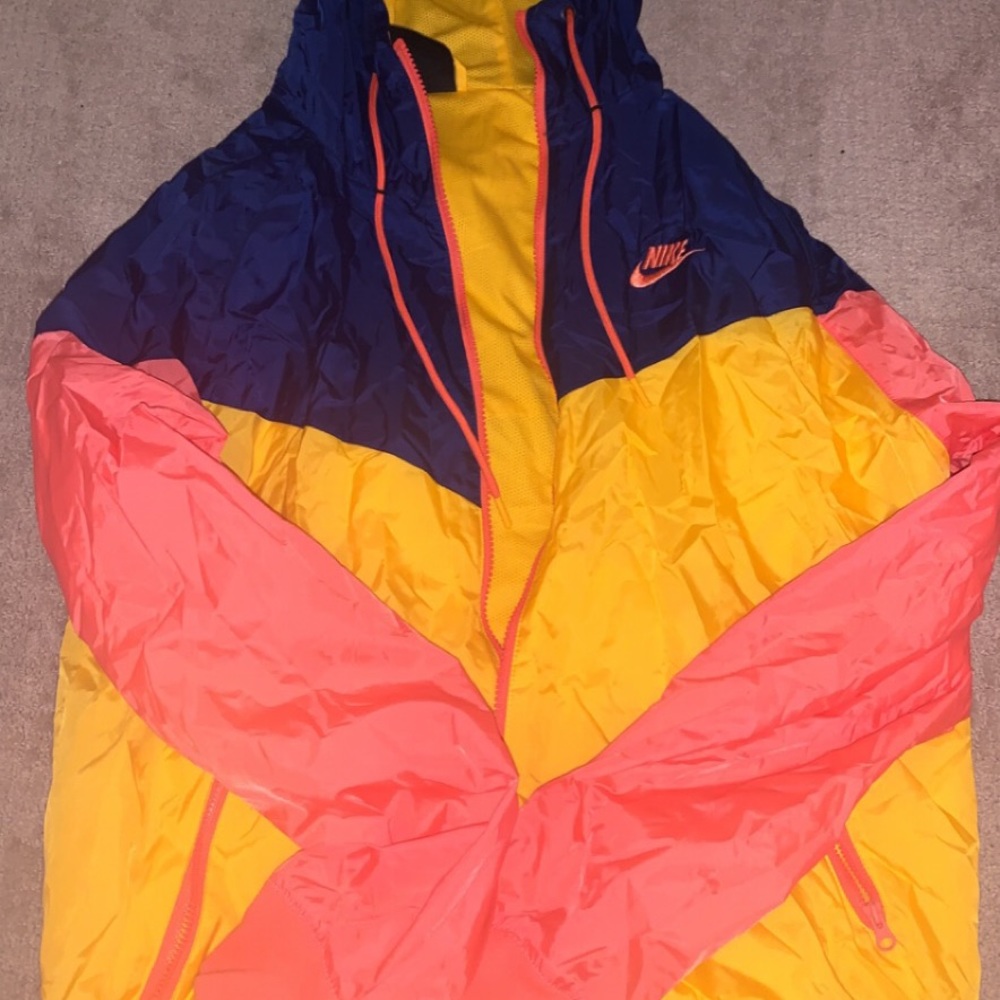 colorful women’s nike windbreaker